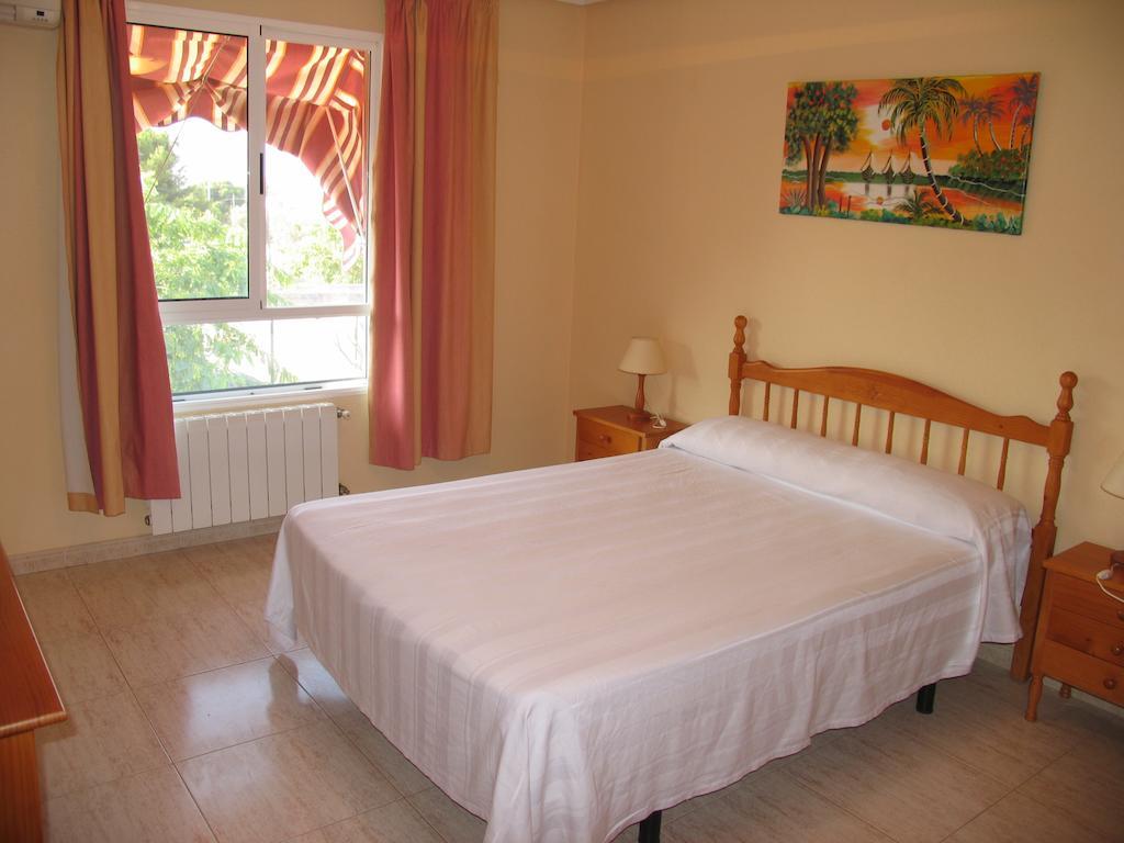 Hostal Imperial Кревильенте Номер фото