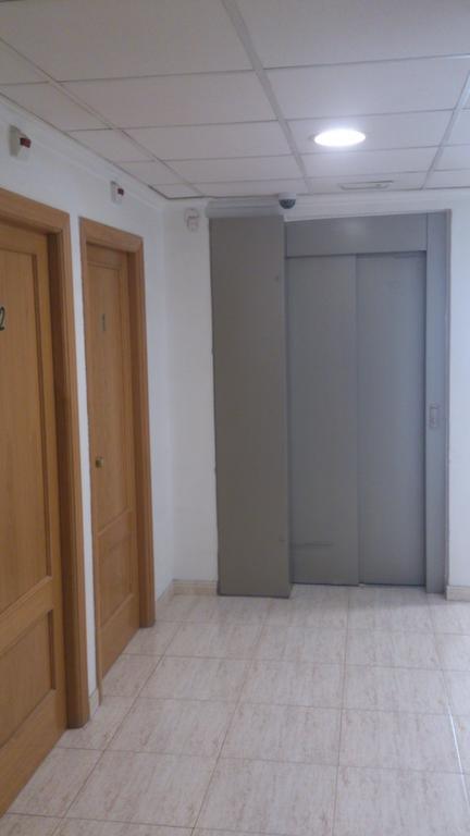 Hostal Imperial Кревильенте Экстерьер фото